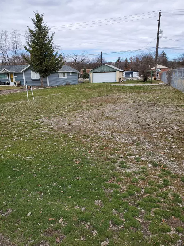 Millwood, WA 99212,8939 E FREDERICK Ave