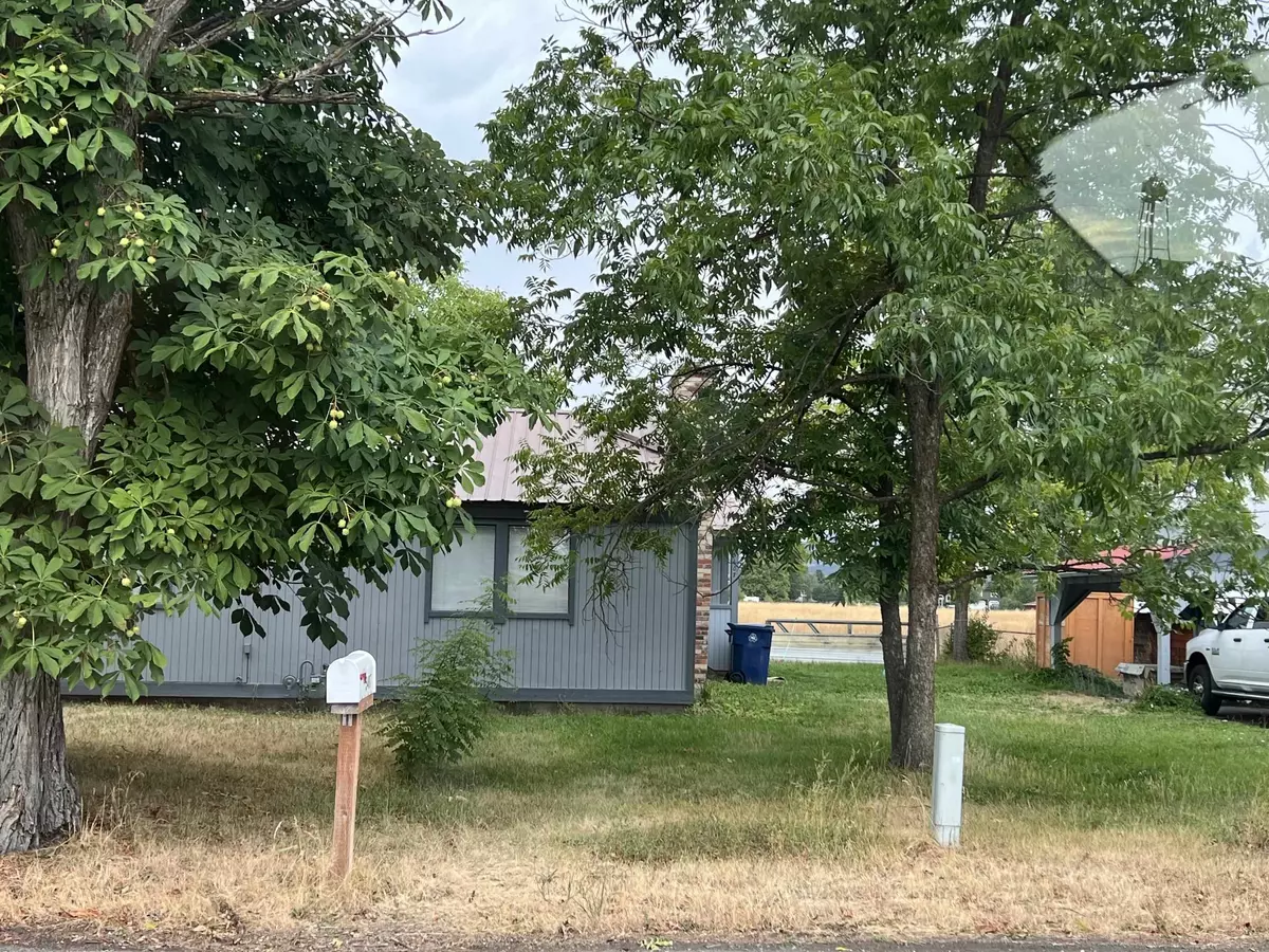 Newman Lake, WA 99025,5407 N Chase Rd