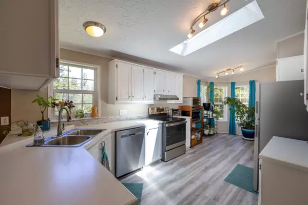 Chattaroy, WA 99003,35614 N WALDRONS Ln