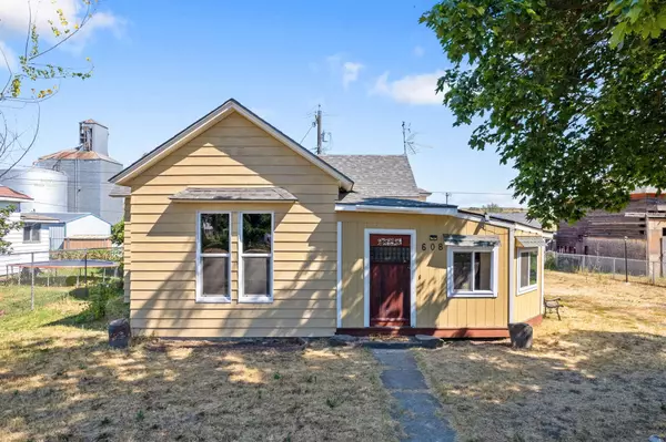 608 W 2nd St,  Sprague,  WA 99032