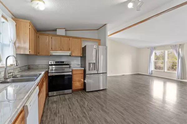 Reardan, WA 99029,52205 Whispering Pines Loop N LOOP