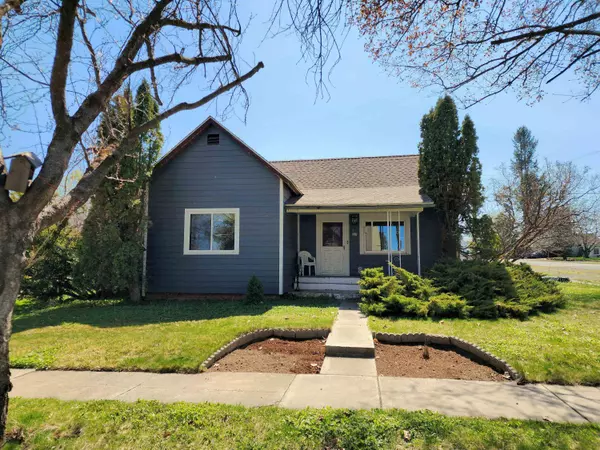 809 Marshall St, Davenport, WA 99122