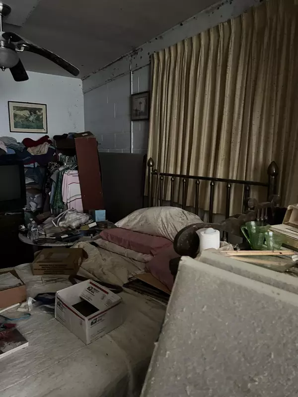 Sprague, WA 99032,209 W 1st St