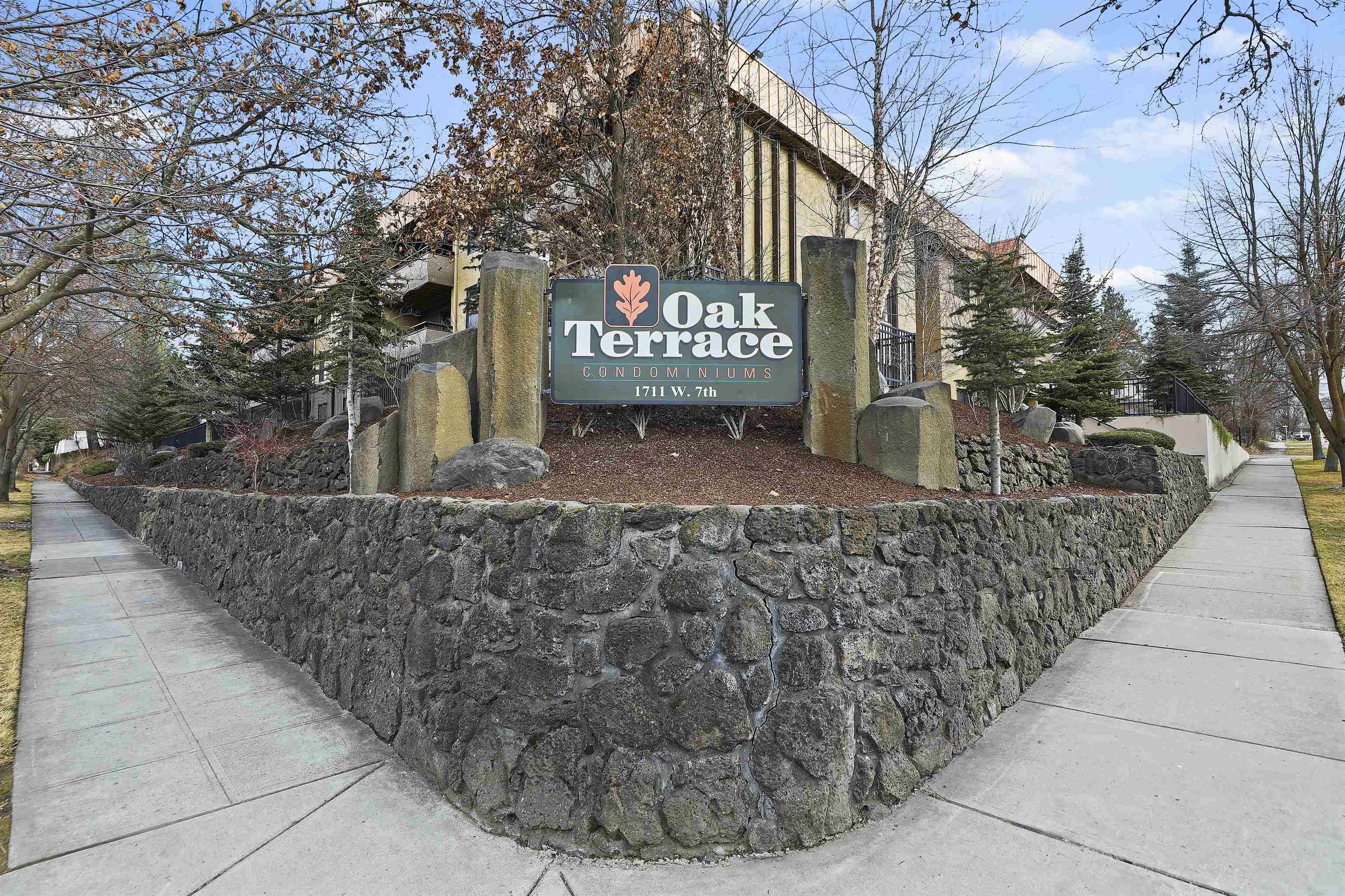 1711 W 7th Ave #302, Spokane, WA 99204