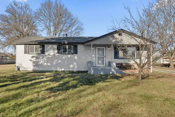 17801 E Cowley Ave, Greenacres, WA 99016