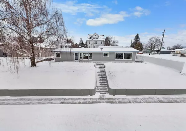 Tekoa, WA 99033,140 S Broadway St