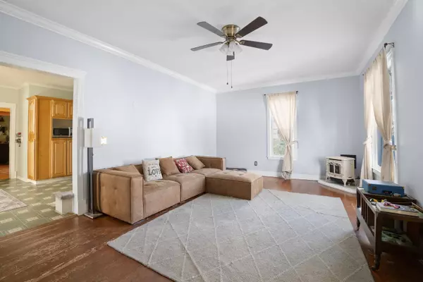 Spokane, WA 99202,1024 E 13th Ave