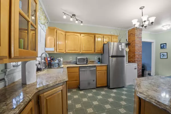 Spokane, WA 99202,1024 E 13th Ave