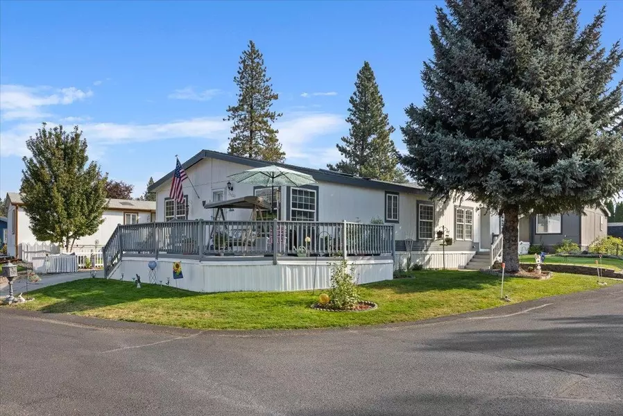 14620 N Bear Creek Ln, Mead, WA 99021