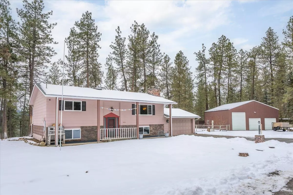 Colbert, WA 99005,22221 N North Glen Ct