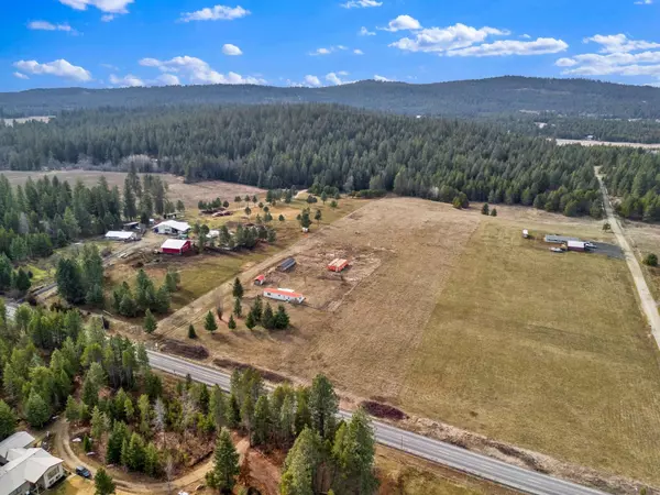 34719 N Elk-Chatteroy Rd, Elk, WA 99009