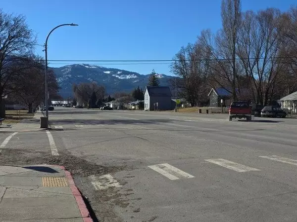 Kettle Falls, WA 99141-0000,565 S Meyers St