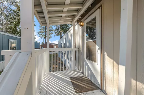 Cheney, WA 99004,840 W 1st Ave #25