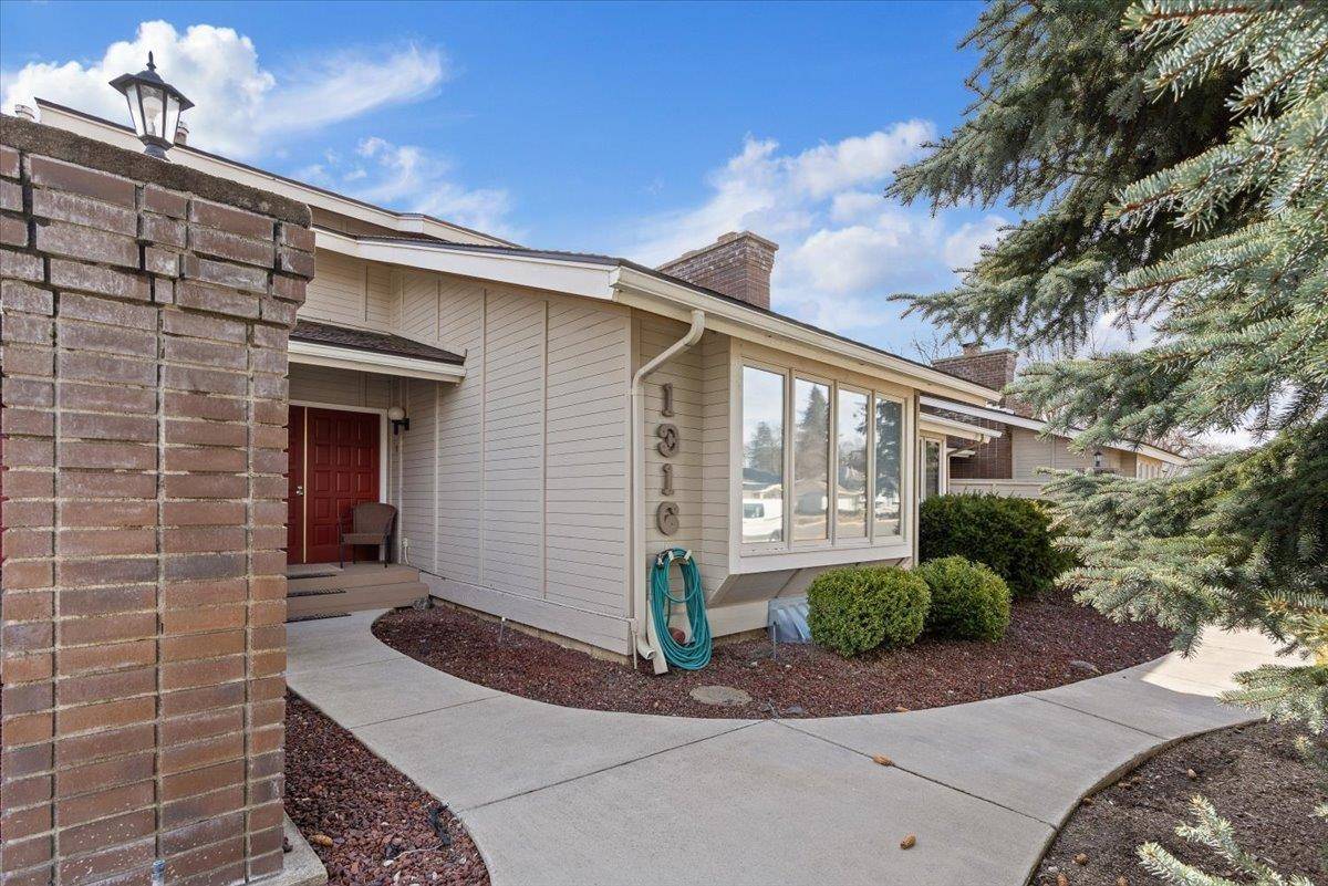 1316 E 56th Ave #1316, Spokane, WA 99223