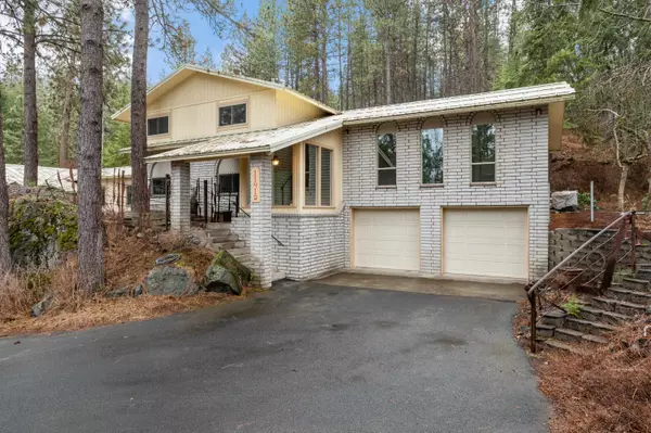 11412 N Anna J Dr, Spokane, WA 99218