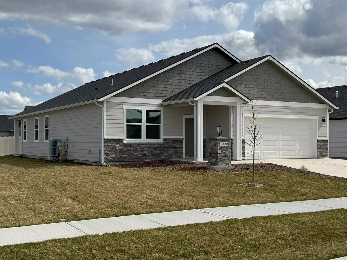 Deer Park, WA 99006,1220 N High Desert Dr