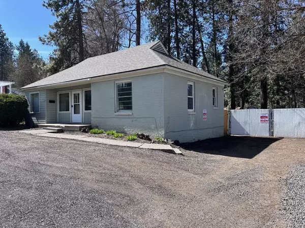 1516 S LINCOLN St, Spokane, WA 99203