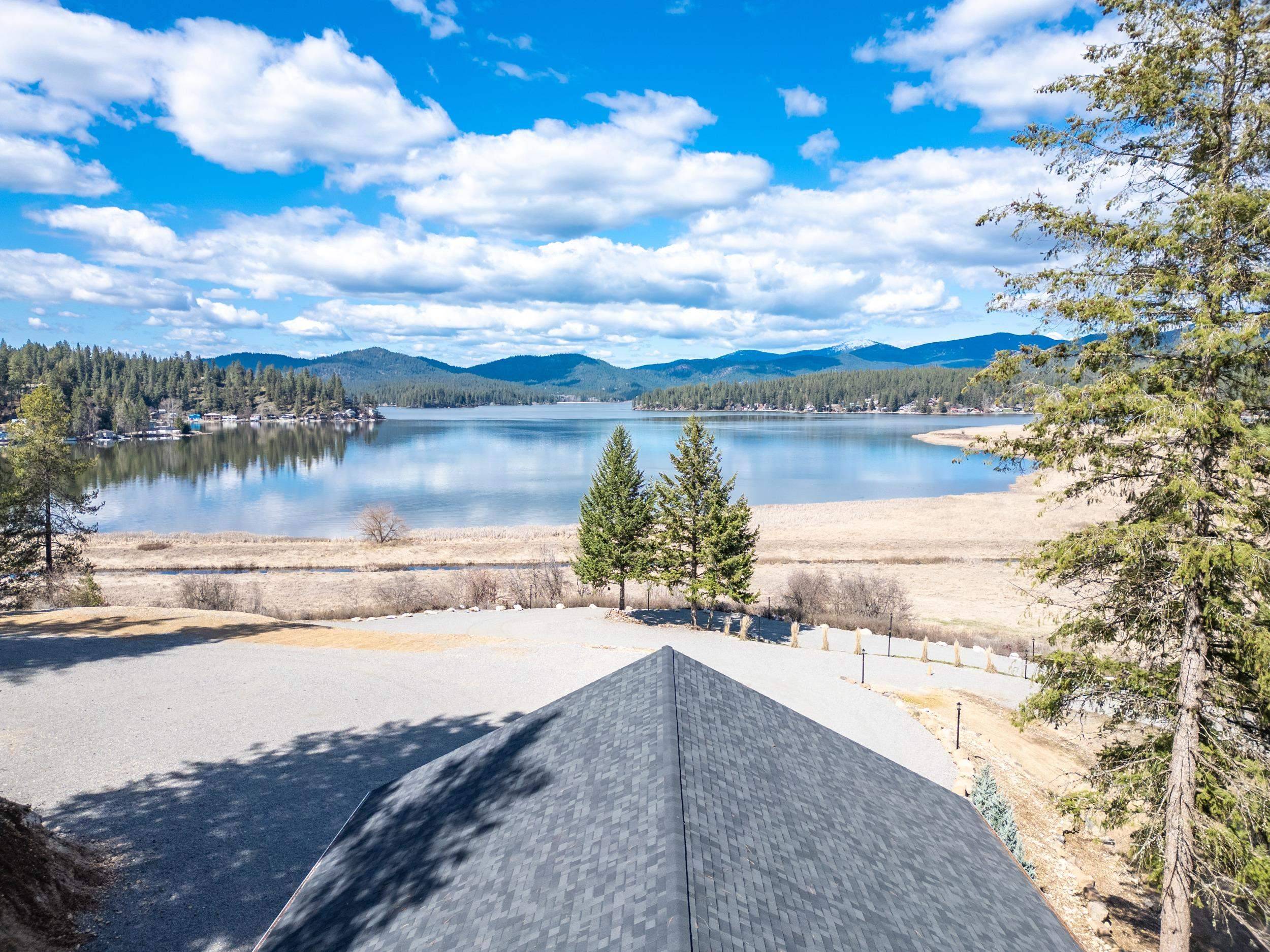 11007 N West Newman Lake Rd, Newman Lake, WA 99025