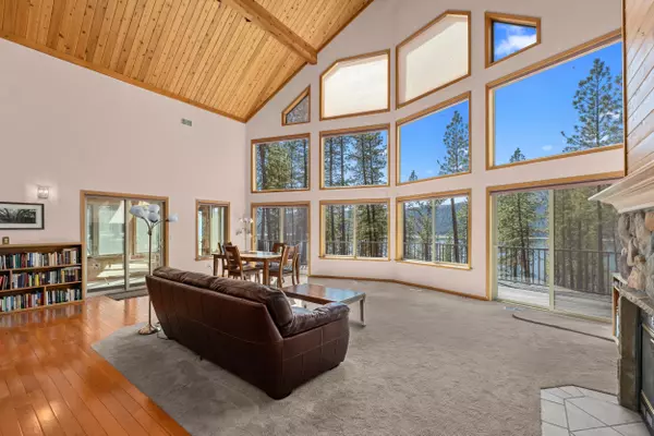 Kettle Falls, WA 99141-8688,2372 Eagle River WAY