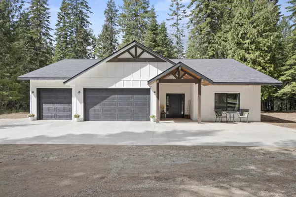 43011 N Regal Rd, Elk, WA 99009