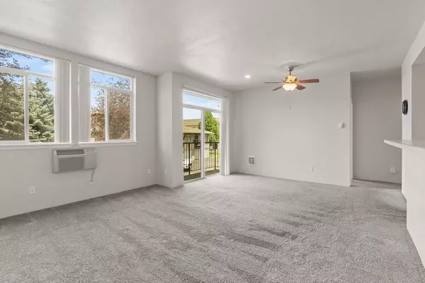 Liberty Lake, WA 99019,22855 E Country Vista Dr ##282