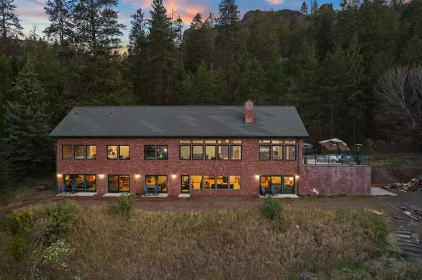 Creston, WA 99117,42399 N New Whitestone Dr