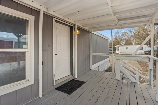 Otis Orchards, WA 99027,19221 E BUCKEYE Ave #10