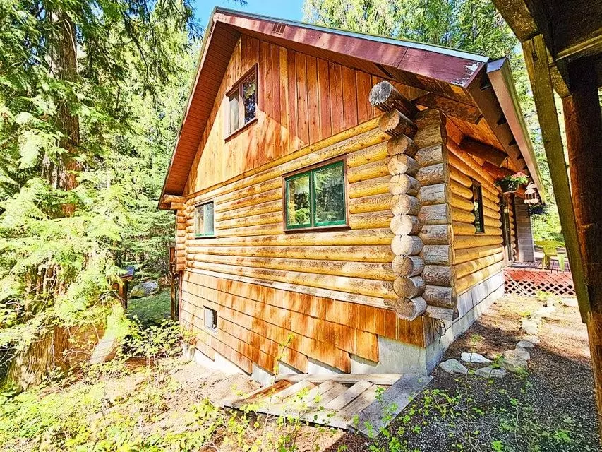 Colville, WA 99114-0000,1073 Starvation Lake Rd