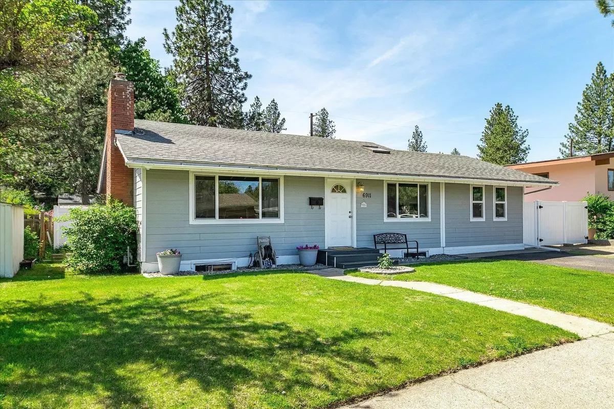 Spokane, WA 99208,6911 N Lincoln St