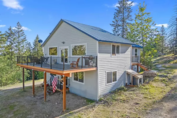 712 Alpen View Ln, Newport, WA 99156