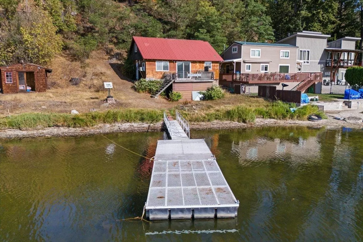 Newman Lake, WA 99025,23605 E Beach Ln