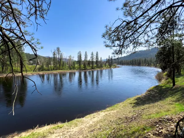 Kettle Falls, WA 99141,20 River Ranch Rd