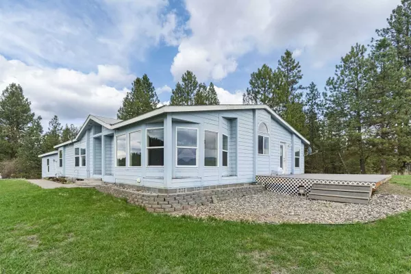 Colville, WA 99114,176 Aladdin Rd