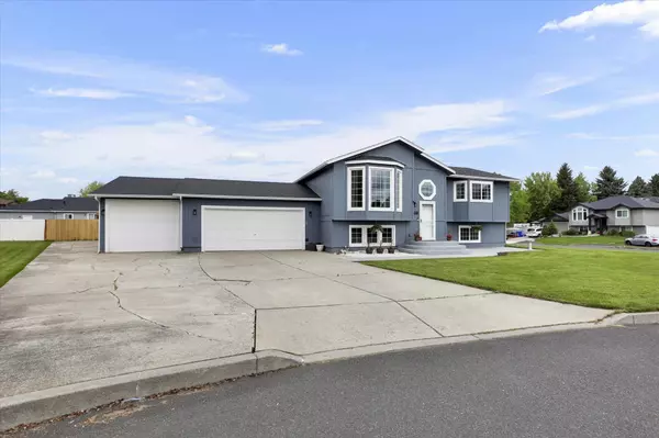 Colbert, WA 99005,17421 N West Trail Ct