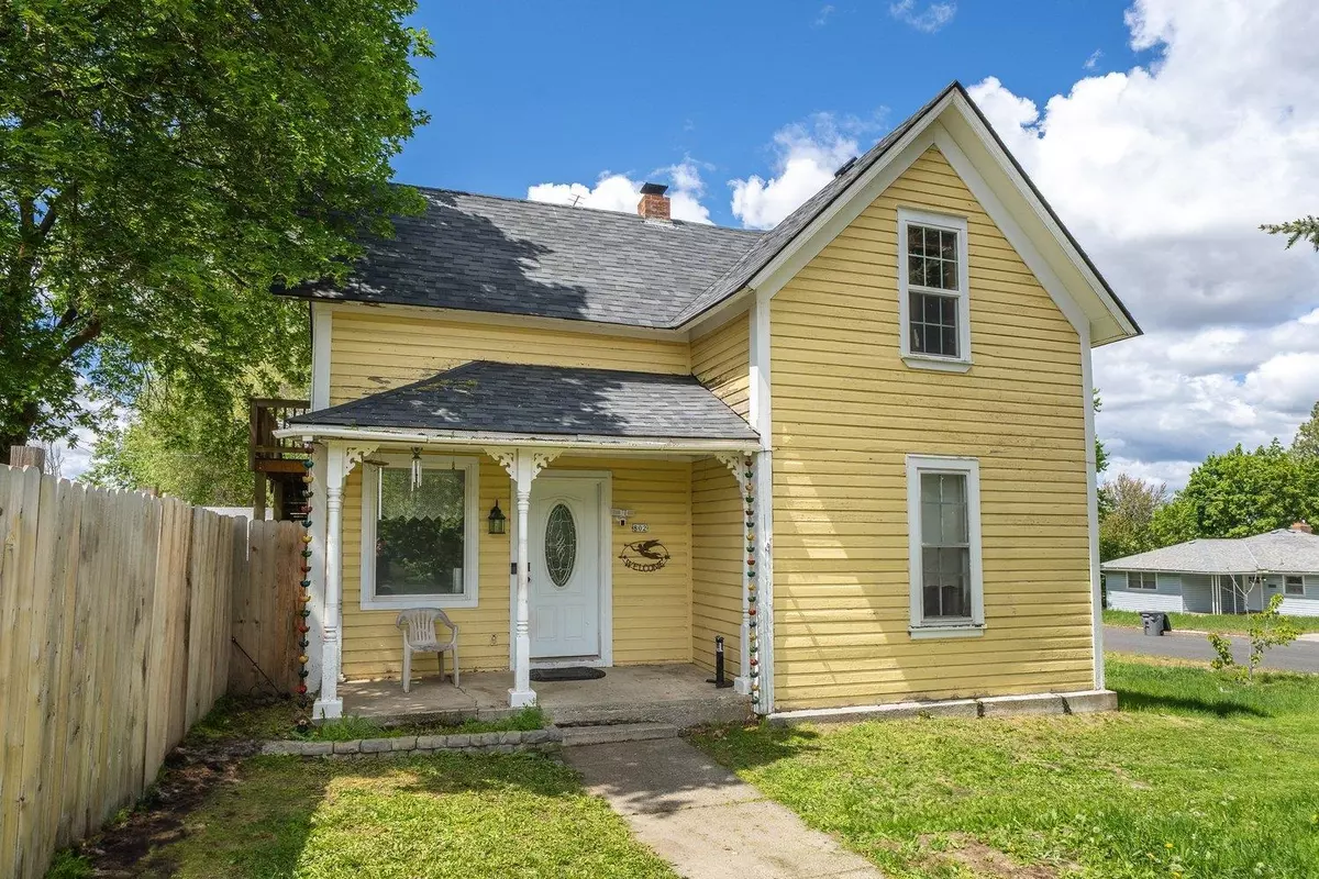 Davenport, WA 99122,802 10th St