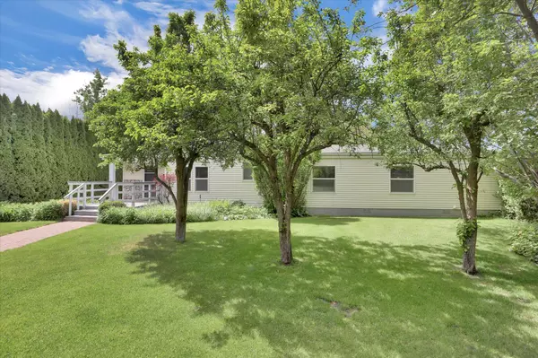 Otis Orchards, WA 99027,5221 N MALVERN Rd