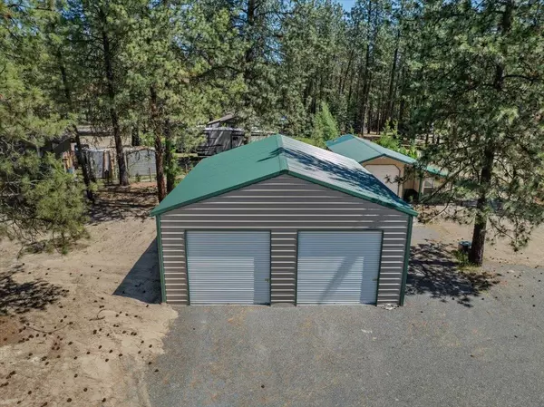 Kettle Falls, WA 99141,5 Crestview Rd