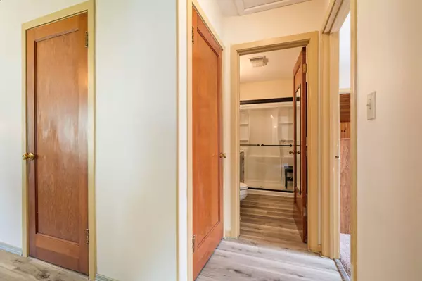 Newport, WA 99156,922 1st St