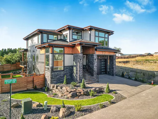 20168 E 11TH Ln, Greenacres, WA 99016