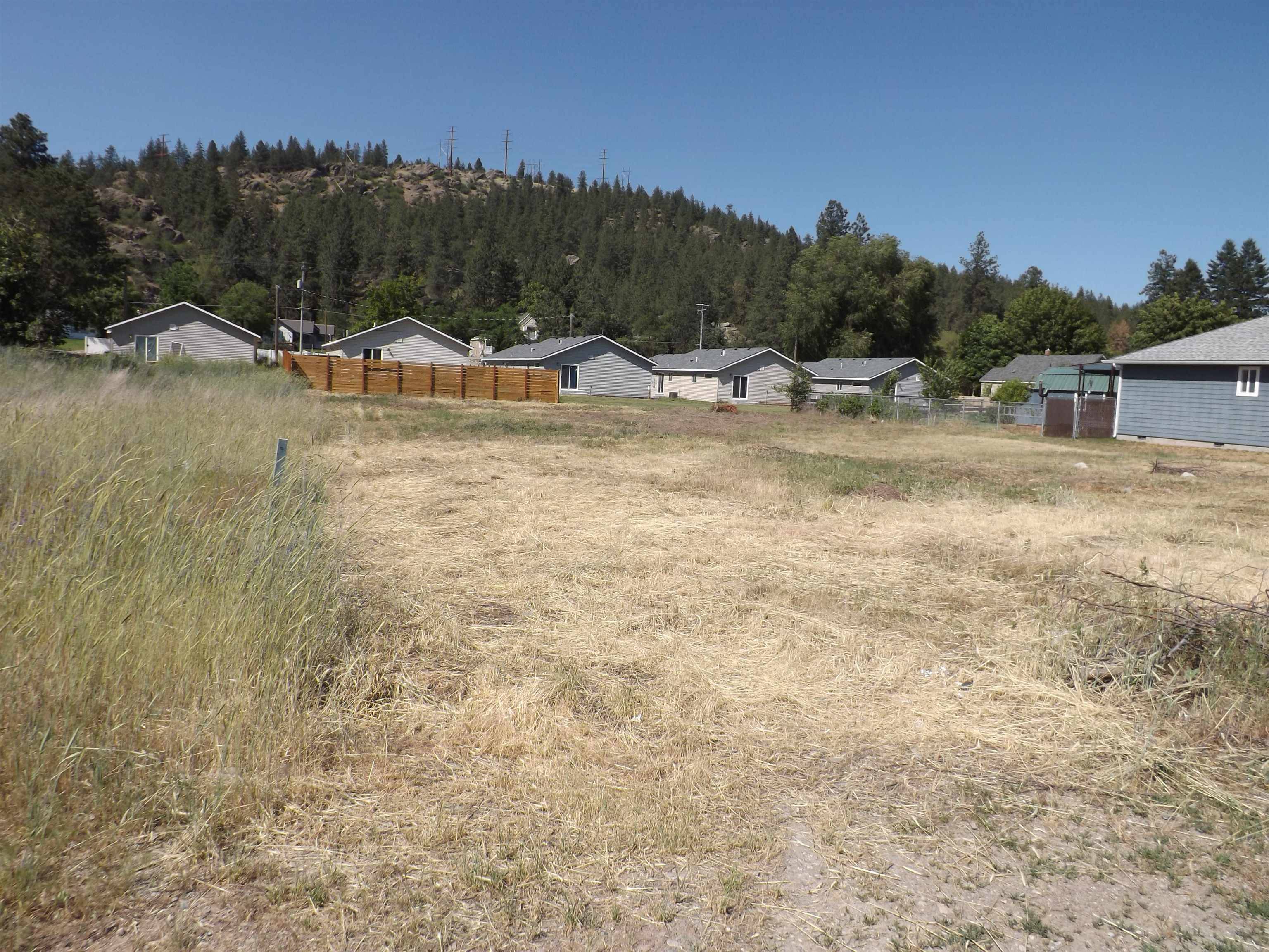 x E Fairview Ave, Spokane, WA 99217