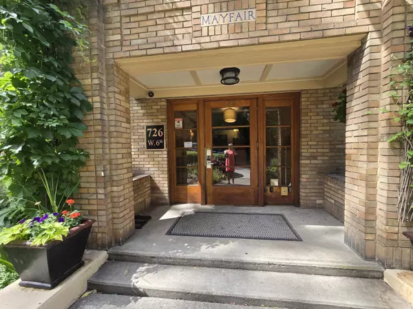 Spokane, WA 99204,726 W 6th Ave #Unit #205