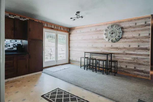 Valley, WA 99181,3257 Circle Dr