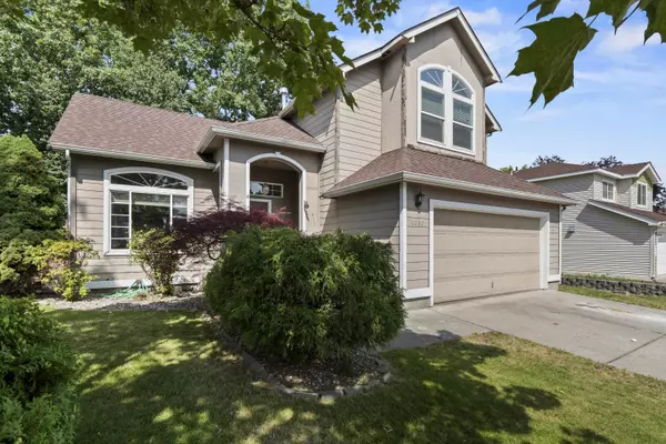 1707 N HARMONY Ln,  Greenacres,  WA 99016