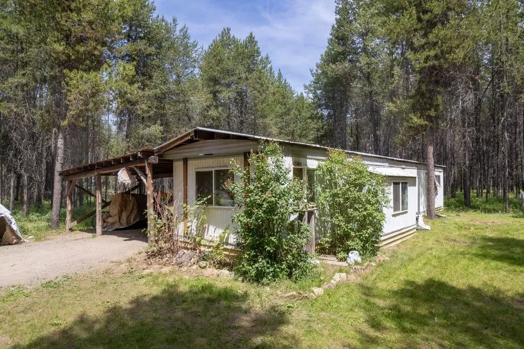 Newport, WA 99156,202 Bryce Ln