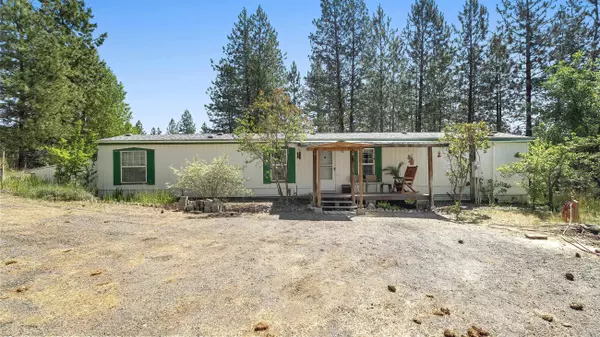 6262 W Whitmore Hill Rd, Deer Park, WA 99006