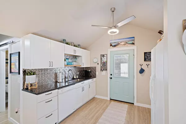 Newman Lake, WA 99025,23632 E Beach Ln