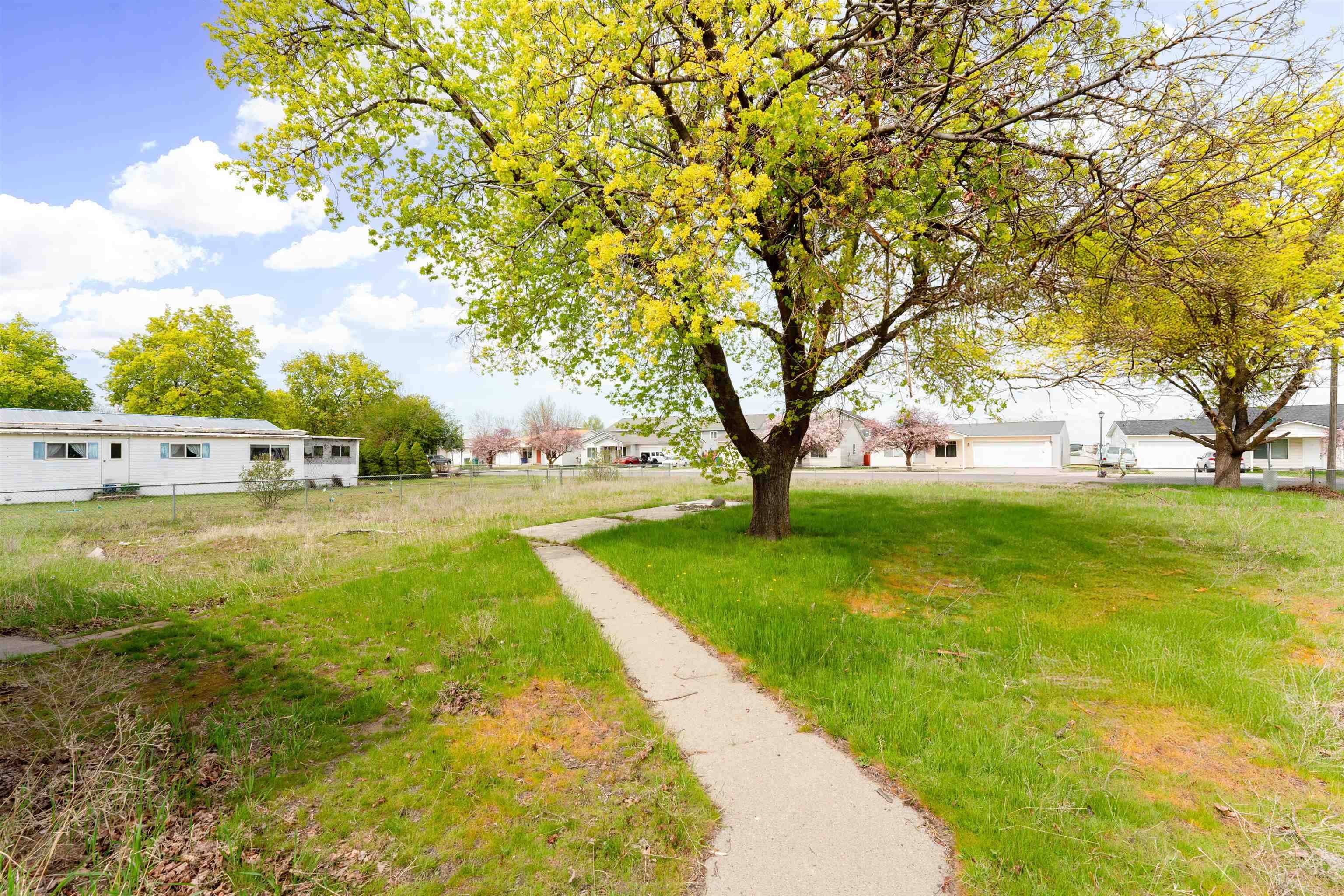 Airway Heights, WA 99001,1208 S LOFFLER St