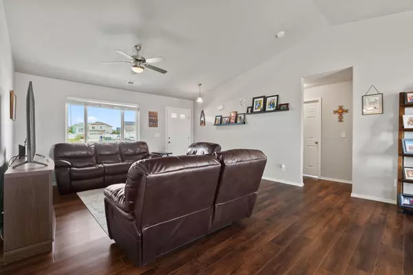 Spokane, WA 99224,818 S Apple Pl