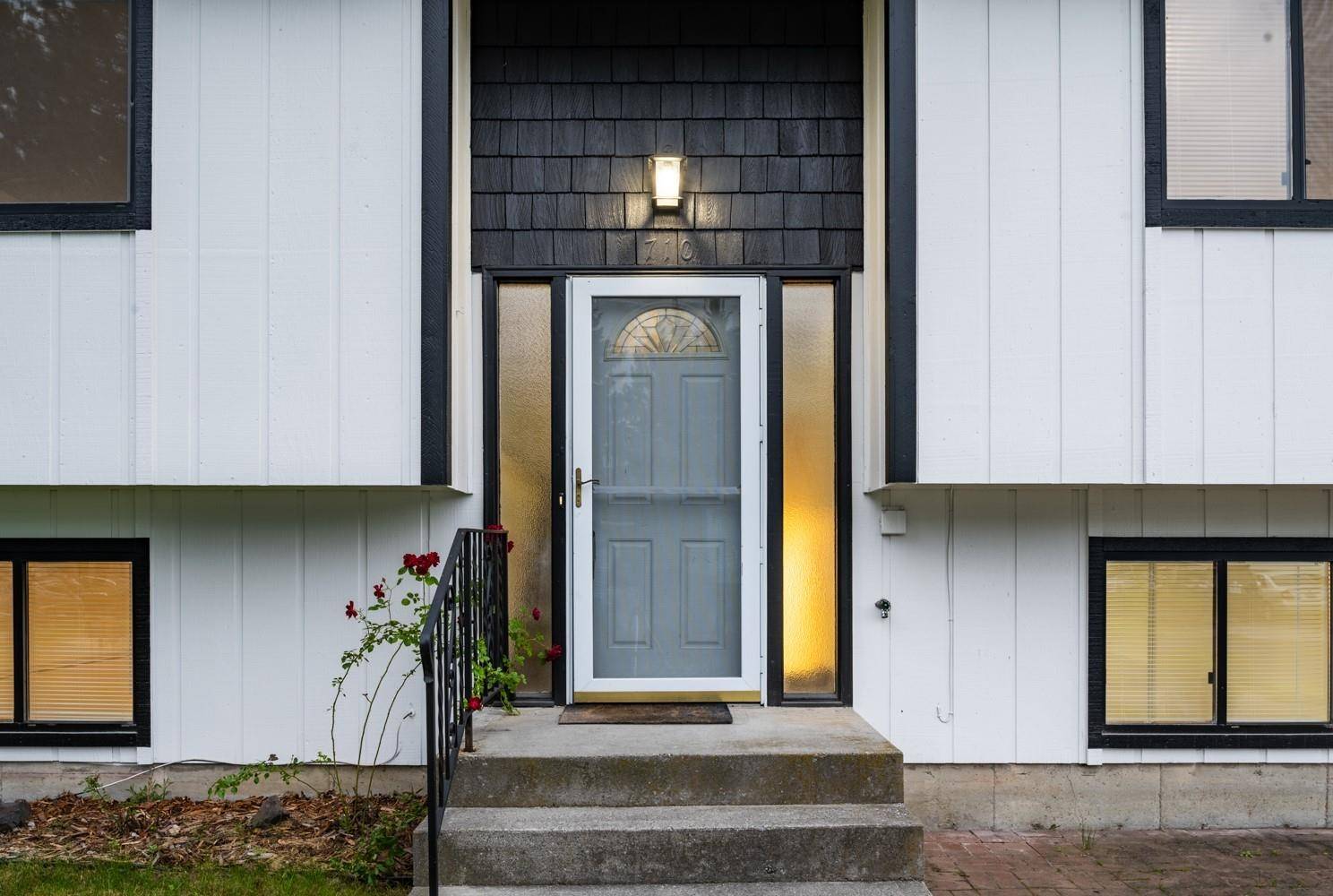 Spokane, WA 99208,710 E Cascade Pl