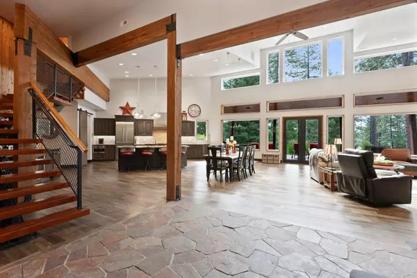 Chattaroy, WA 99003,25204 N Lords Ln